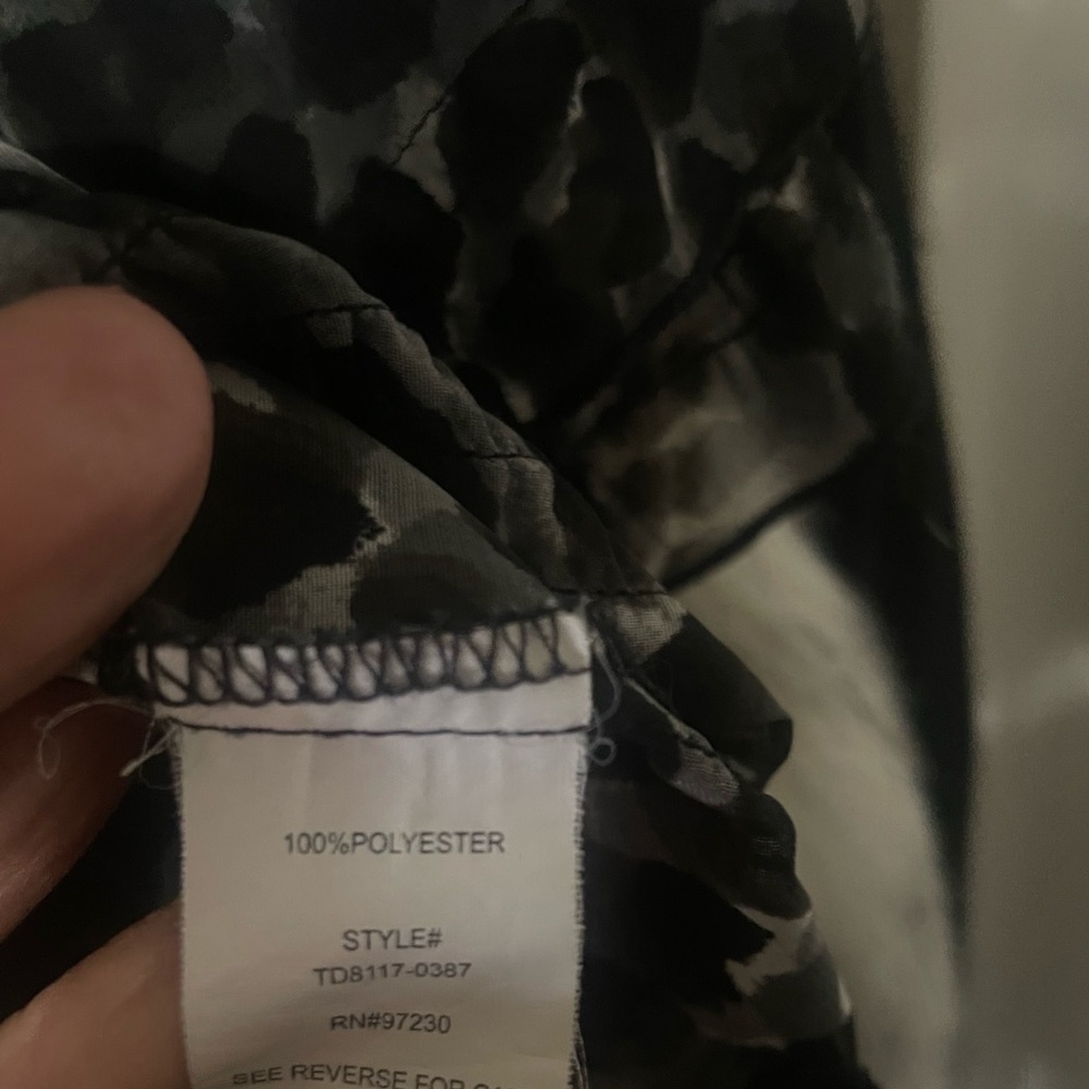 Almost Famous Sheer Black Leopard Print Open Blouse Faux Wrap Elastic Waist🖤 - Picture 3 of 7